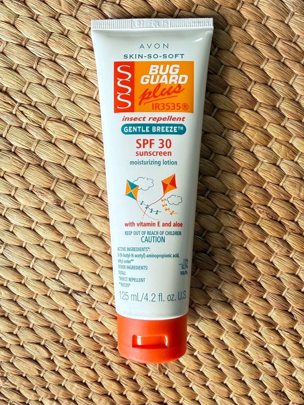 Avon Skin So Soft Bug Guard Plus Insect Repellant Gentle Breeze SPF 30 Lotion